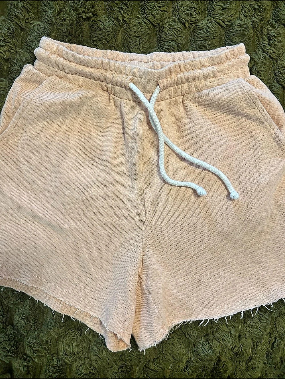American Eagle High Waist Shorts in Pink Size XS
